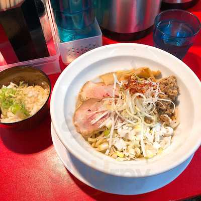 中華そば 丸岡商店 京橋本店