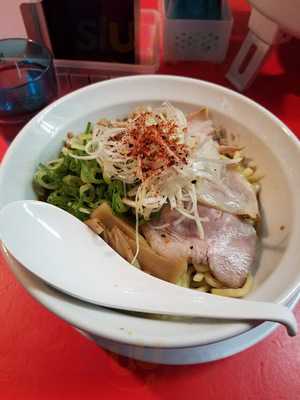 中華そば 丸岡商店 京橋本店