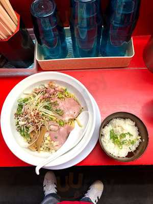 中華そば 丸岡商店 京橋本店