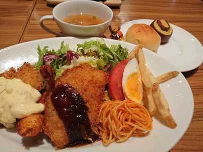 カフェコムサ ヨドバシ梅田店