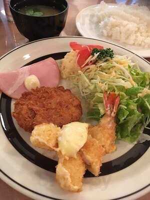 レストラン 辻川東店