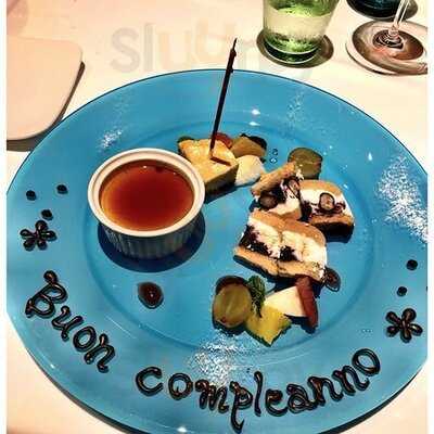 地中海料理とワイン Manzana