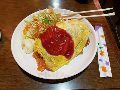 オムライス ひとみ