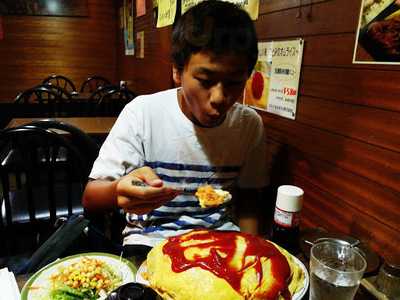 オムライス ひとみ