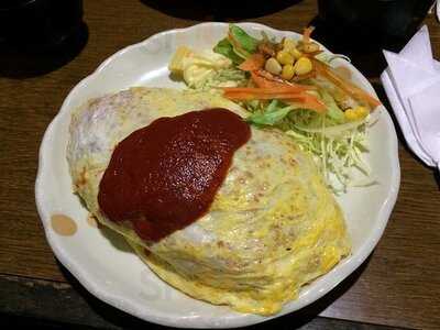 オムライス ひとみ