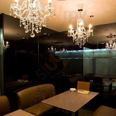 クルミ 阪急グランドビル店