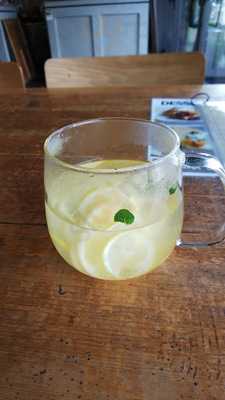 Green Cafe川の駅 はちけんや店