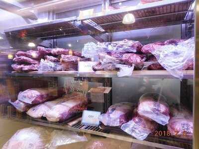 肉屋のビストロtajimayaヨドバシ梅田店