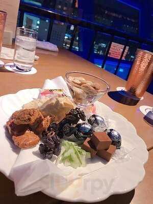 スカイレストラン＆ラウンジ空