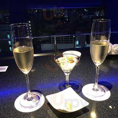 スカイレストラン＆ラウンジ空