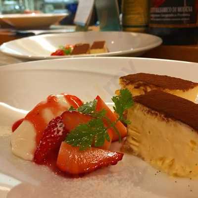 オステリア ミラ