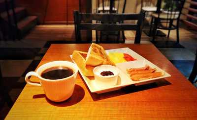 カフェ ベローチェ阿波座店