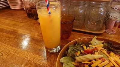 カフェ オランジュリー