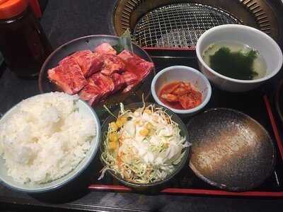 牛庵 船場中央店