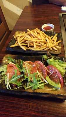 居楽屋白木屋 西大路駅前店