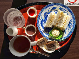 カフェ レスト秋月