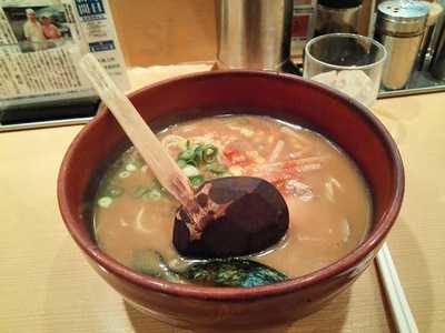 九州らーめん 亀王 上六店