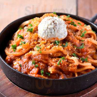 笑笑 西梅田駅前店