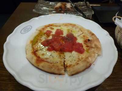 カフェ トリエステ