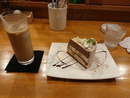 カフェ トリエステ