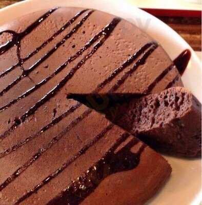 絵本カフェ Holo Holo