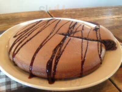 絵本カフェ Holo Holo