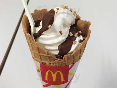 マクドナルド Megaドン・キホーテ弁天町店