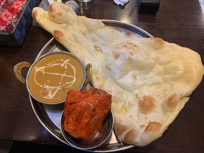 ニュータージマハルエベレスト 十三店