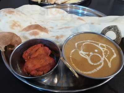 ニュータージマハルエベレスト 十三店