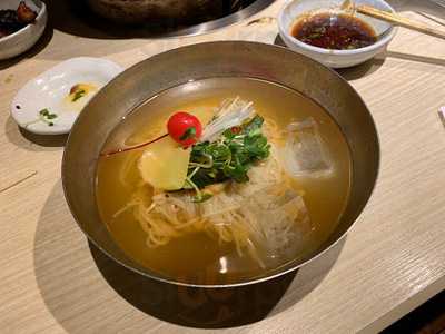 炭火焼肉 河内屋 京橋店