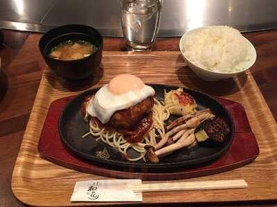 やきやき 船場 和花