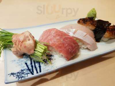 さかえすし 三ッ寺