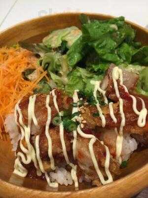 スモール マーケット デリ アット グランフロント大阪