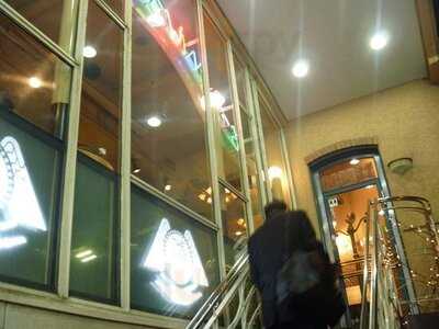 ザ・ワインバー ギャザ阪急店