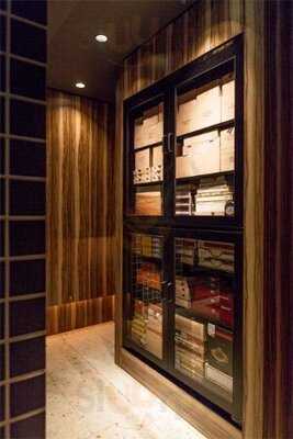 Cigar Bar Super Nova Kitashinchi シガーバー スーペルノーバ 北新地店