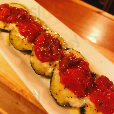 Dining Bar コモゴモ