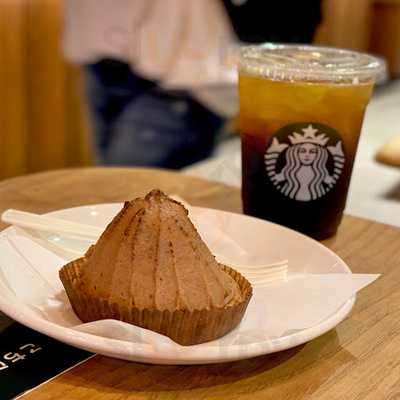 スターバックスコーヒー Lucua 1100 2階 グランマルシェ店