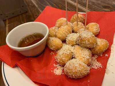 炭火とワイン 京都駅前店