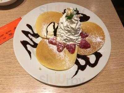 神戸パスタ パスタ＆スイーツ 京都ヨドバシ店