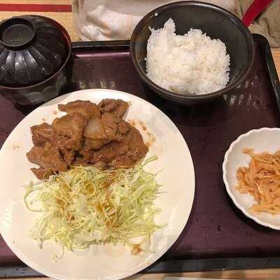 博多もつ鍋 やまや 新横浜店