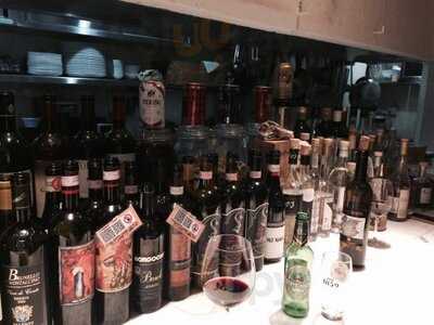 オステリア・アウストロ