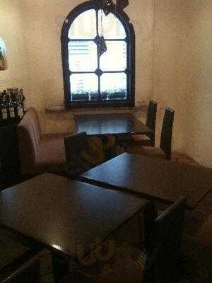 オステリア・アウストロ