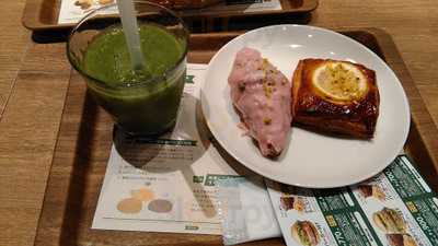 フレッシュネスバーガー&bar 横浜西口店