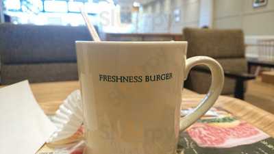 Freshness Burger Yamashina
