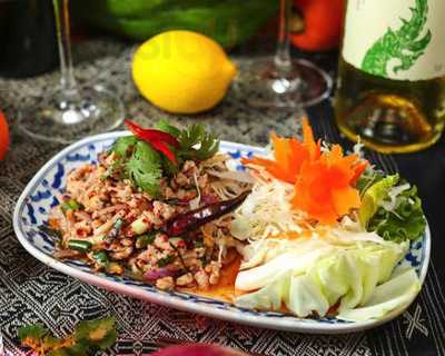 ジャスミンタイ イートアンドデリ大手町店