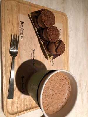 Green Bean To Bar Chocolate