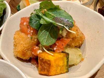 実身美 大手町店