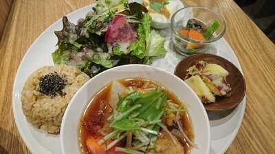 実身美 大手町店