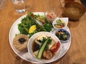 実身美 大手町店