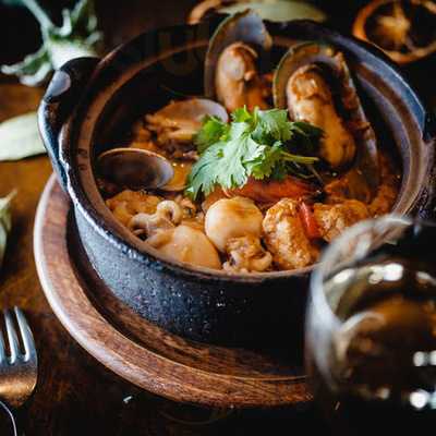 マヌエル コジーニャ ポルトゲーサ 渋谷店